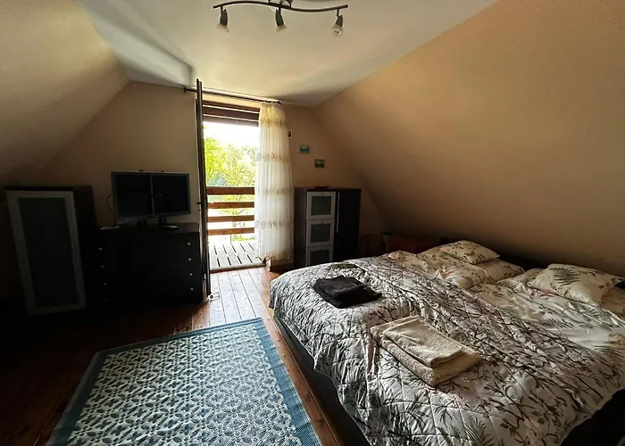 Nad Jeziorem Karlowice29 *